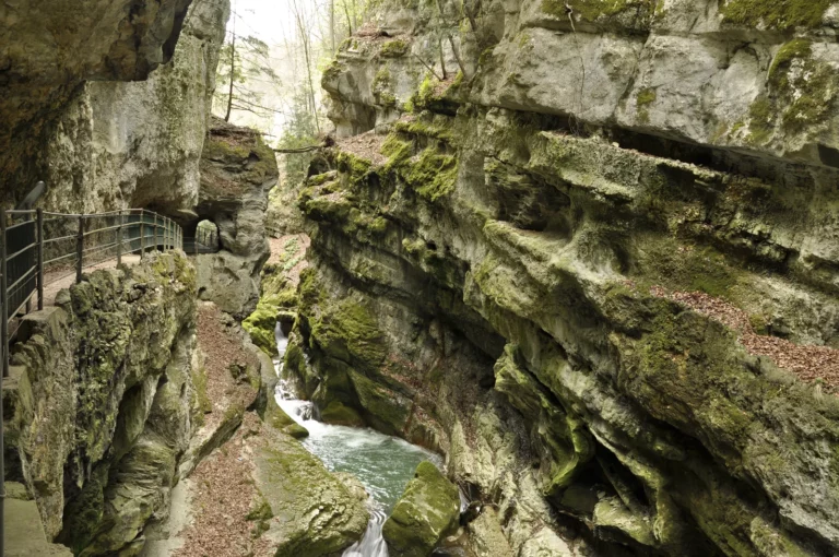 Balade dans les gorges du Taubenloch
