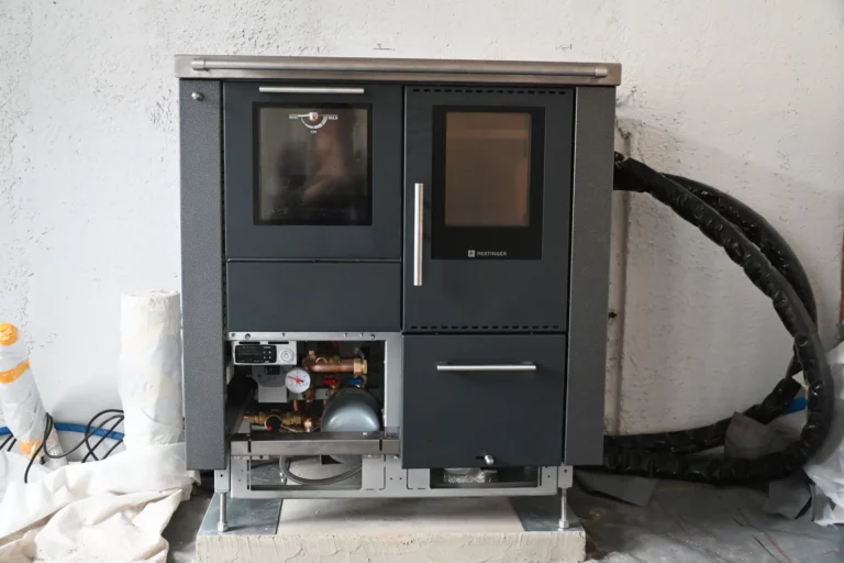 2025 - Cuisinière à bois Pertinger